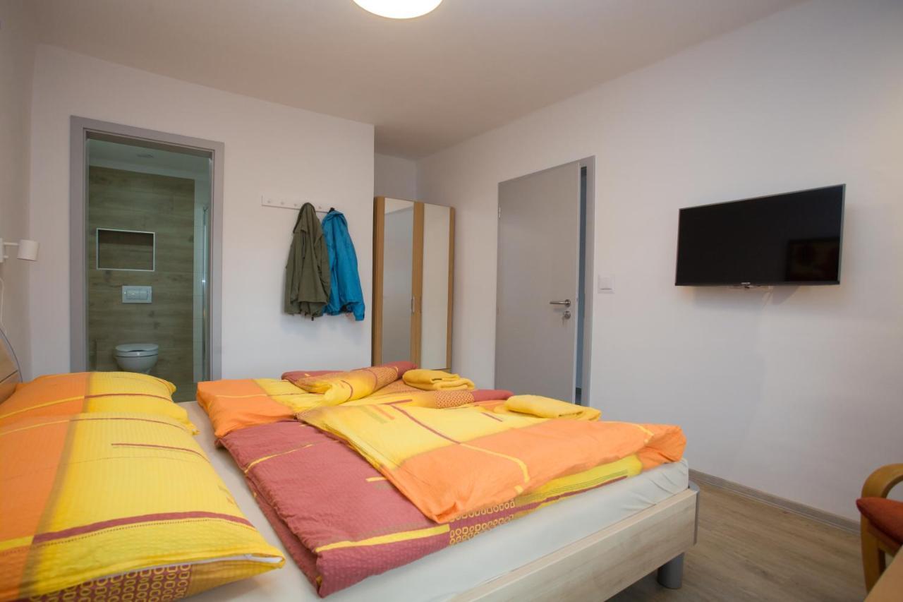 Apartmany Zak Frymburk Kültér fotó