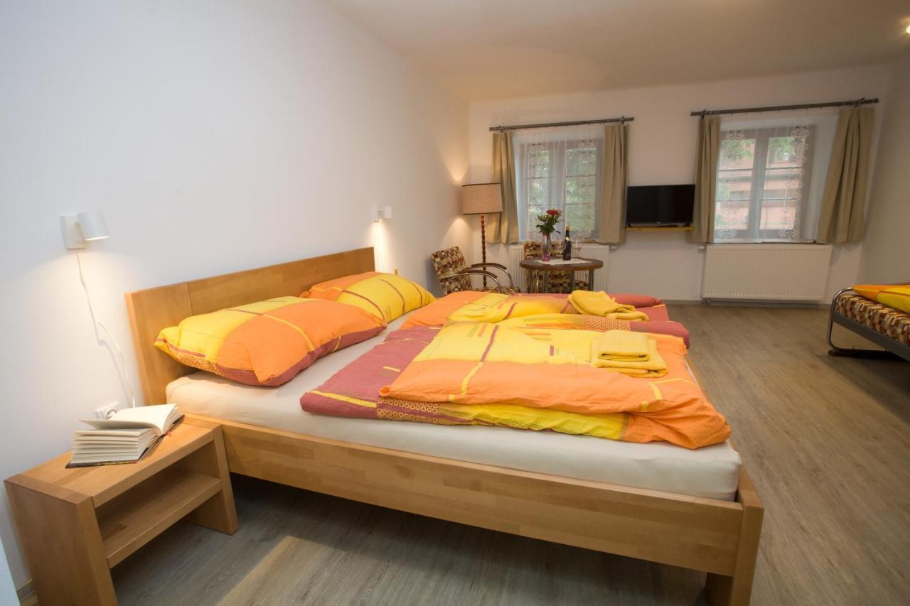 Apartmany Zak Frymburk Kültér fotó
